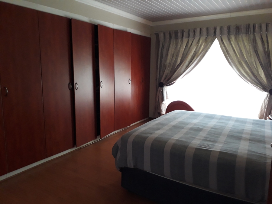 3 Bedroom Property for Sale in Geelhoutpark North West